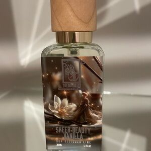 Dua brand Sheer Beauty Vanilla Perfume brand new